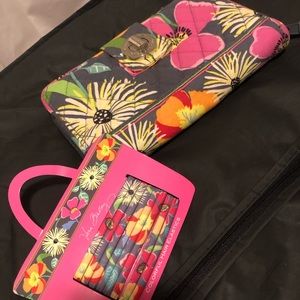 Vera Bradley wallet with matching hair ties